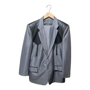 Buffalo Country Gray and Black Men's suit